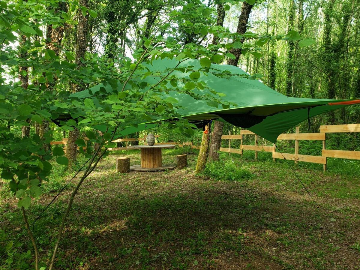 D'En Haut Tentes Suspendues Saint-Pardoux (Haute-Vienne) Exterior foto